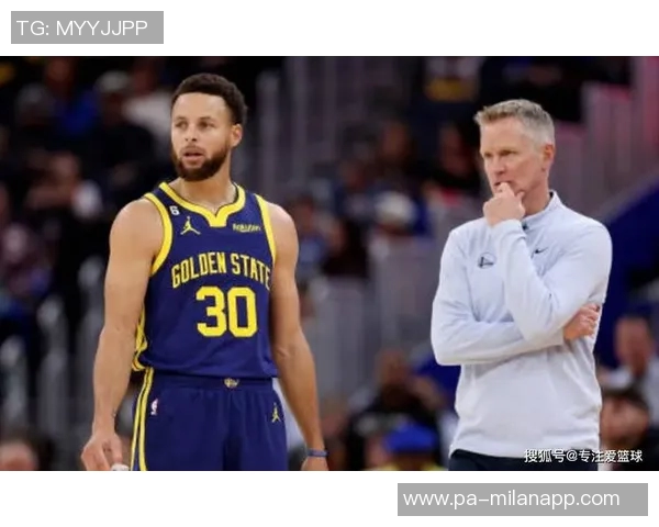 科尔透露库里伤情最新进展体能训练团队将参与讨论并密切关注恢复情况