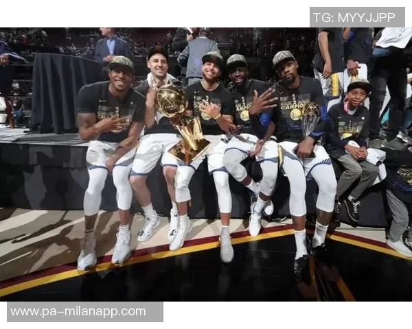 路威称追梦是库里的保护者与打手每支球队都应拥有这样的角色